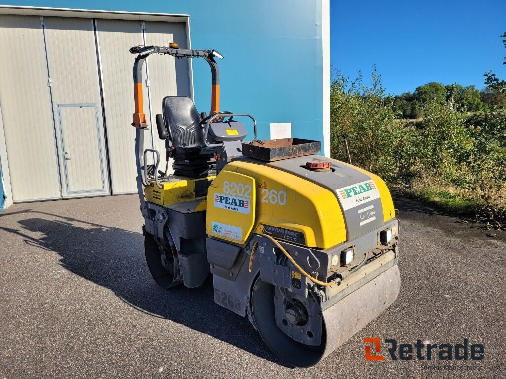Vält Dynapac CC1100 Plus - Baumaschine: das Bild 2 Vält Dynapac CC1100 Plus - Baumaschine: das Bild 2