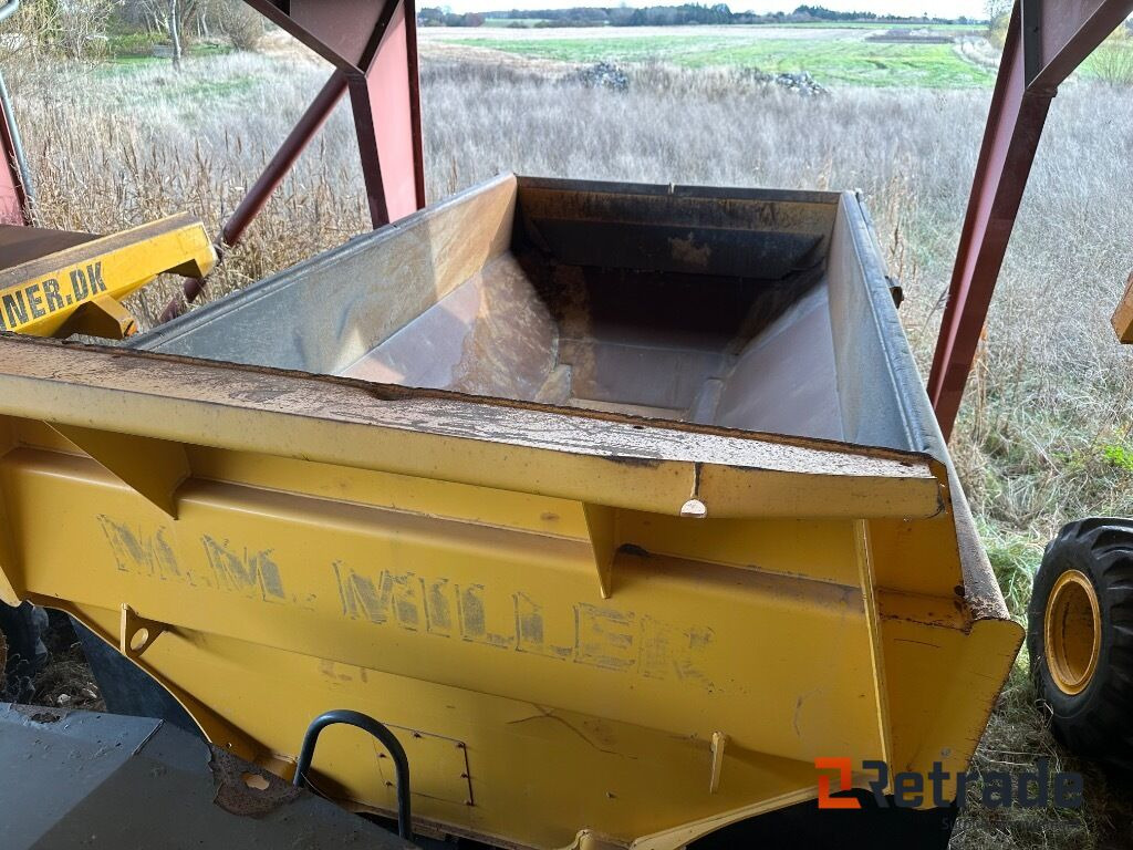 Baumaschine Volvo  A25G Dumper: das Bild 19