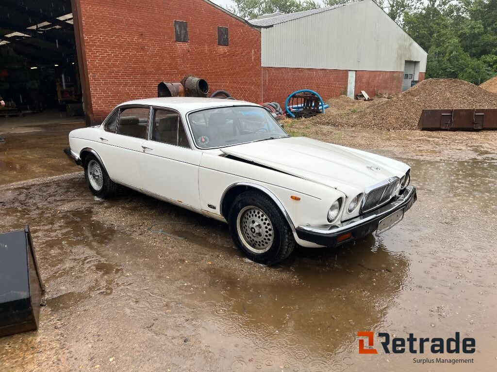 Bil Jaguar XJ 6 4,2 Oldtimer - PKW: das Bild 3 Bil Jaguar XJ 6 4,2 Oldtimer - PKW: das Bild 3