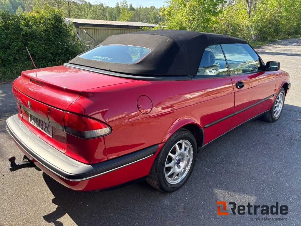 Car SAAB 900 S Cabriolet - PKW: das Bild 4 Car SAAB 900 S Cabriolet - PKW: das Bild 4