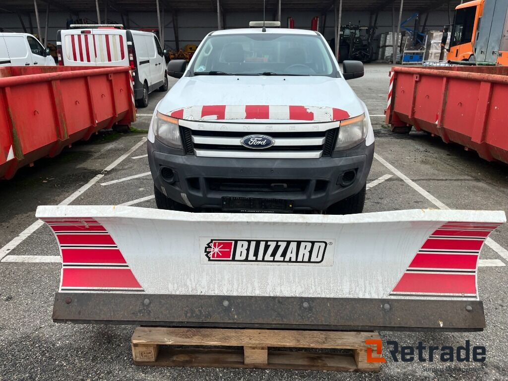 Ford Ranger 2.2 Tdci Rab Cab 4x4 Manuel med sneplov - PKW: das Bild 5 Ford Ranger 2.2 Tdci Rab Cab 4x4 Manuel med sneplov - PKW: das Bild 5