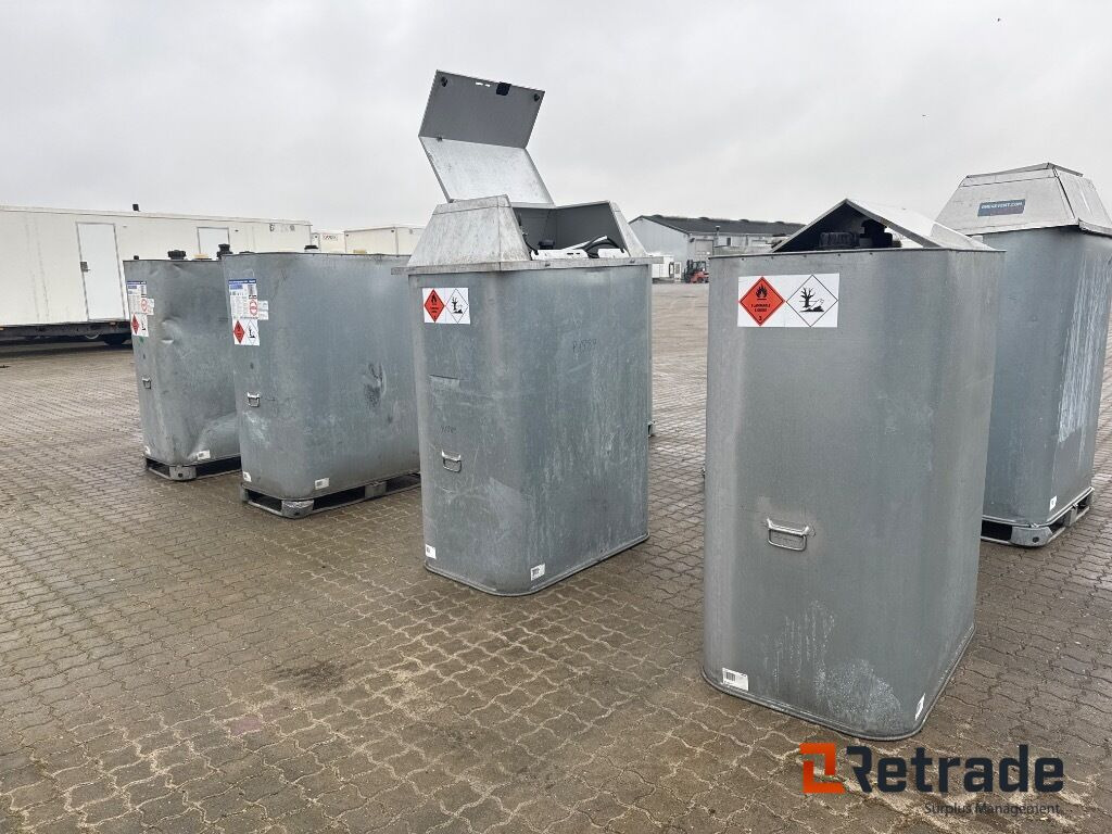 Forskelligt udstyr SCHÜTZ 1000ltr (A0020033-A0020034-A0020035-A0020036) - Lagertank: das Bild 2 Forskelligt udstyr SCHÜTZ 1000ltr (A0020033-A0020034-A0020035-A0020036) - Lagertank: das Bild 2