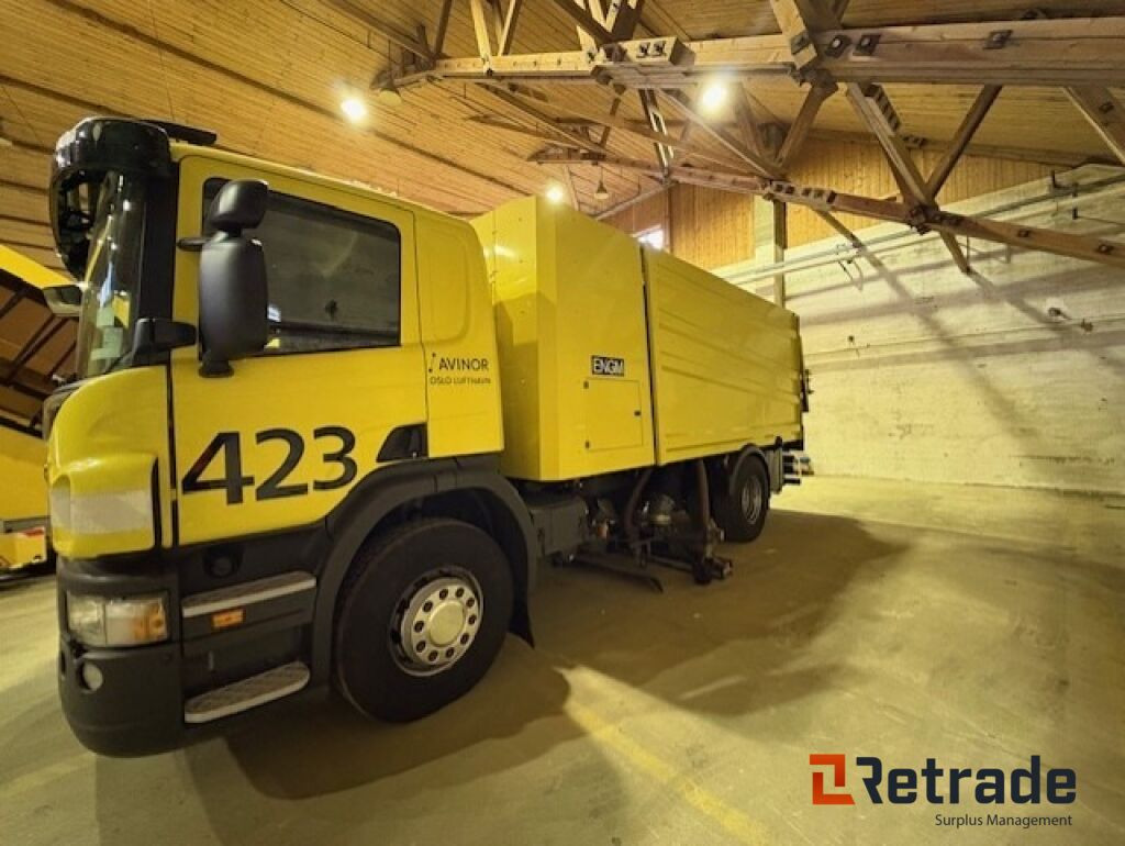 Glykol suger - Scania P310 med Bucher STKF 9500 på bygg! - Müllwagen: das Bild 3 Glykol suger - Scania P310 med Bucher STKF 9500 på bygg! - Müllwagen: das Bild 3