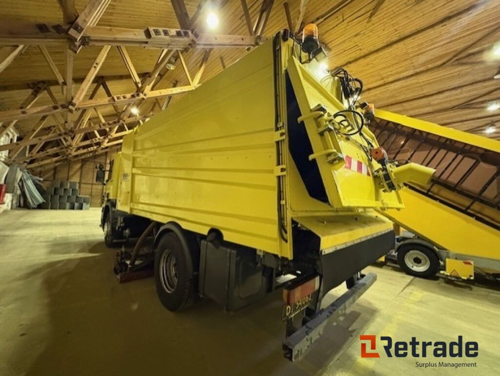 Glykol suger - Scania P310 med Bucher STKF 9500 på bygg! - Müllwagen: das Bild 4 Glykol suger - Scania P310 med Bucher STKF 9500 på bygg! - Müllwagen: das Bild 4