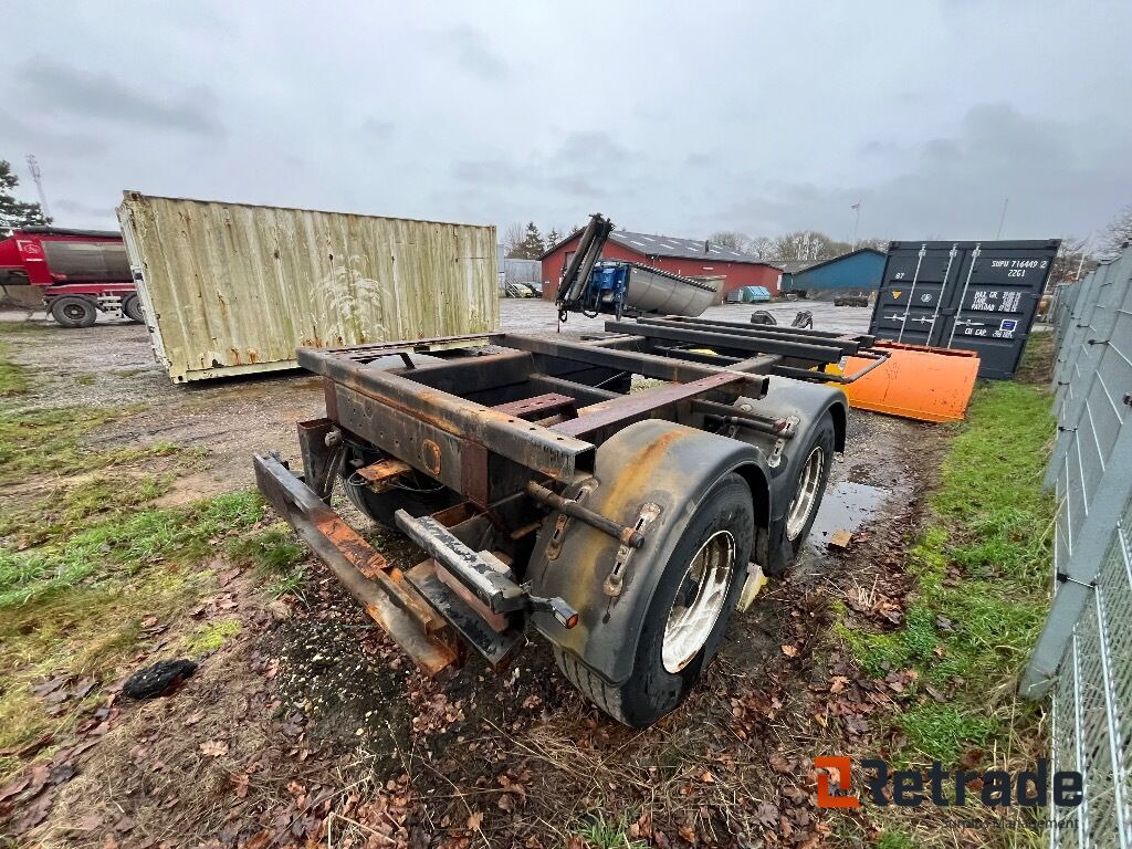 HUMMEL traktortrailer totalvægt 17.450 kg. Egenvægt 2.450 kg. - Fahrgestell Anhänger: das Bild 3 HUMMEL traktortrailer totalvægt 17.450 kg. Egenvægt 2.450 kg. - Fahrgestell Anhänger: das Bild 3