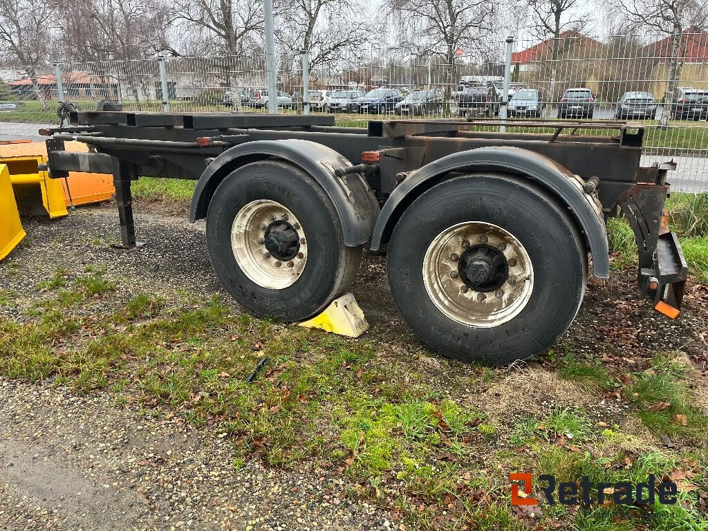HUMMEL traktortrailer totalvægt 17.450 kg. Egenvægt 2.450 kg. - Fahrgestell Anhänger: das Bild 4 HUMMEL traktortrailer totalvægt 17.450 kg. Egenvægt 2.450 kg. - Fahrgestell Anhänger: das Bild 4