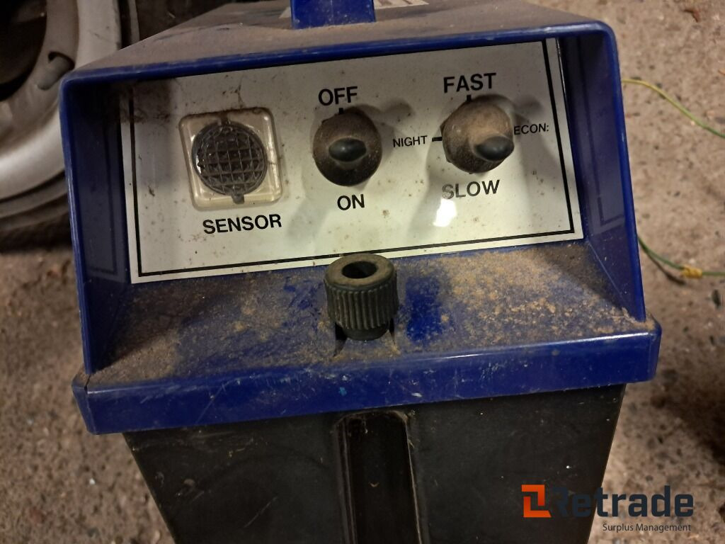 1000 m Elhegn med hegnsapparat fra Electric Shepherd ESB 125 - Landmaschine: das Bild 5 1000 m Elhegn med hegnsapparat fra Electric Shepherd ESB 125 - Landmaschine: das Bild 5