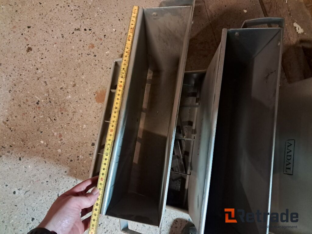 Foderautomater 3 stk Aadal - Landmaschine: das Bild 5 Foderautomater 3 stk Aadal - Landmaschine: das Bild 5