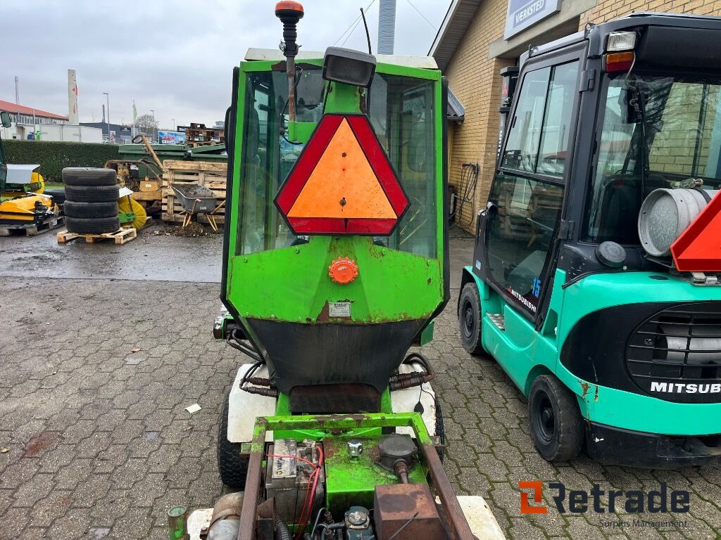 Redskabsbærer EGHOLM Kompaktbærer Med Egholm frontkost - Landmaschine: das Bild 4 Redskabsbærer EGHOLM Kompaktbærer Med Egholm frontkost - Landmaschine: das Bild 4