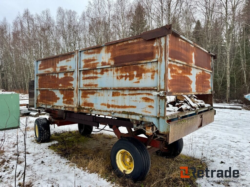 Tippvagn - Landmaschine: das Bild 3 Tippvagn - Landmaschine: das Bild 3