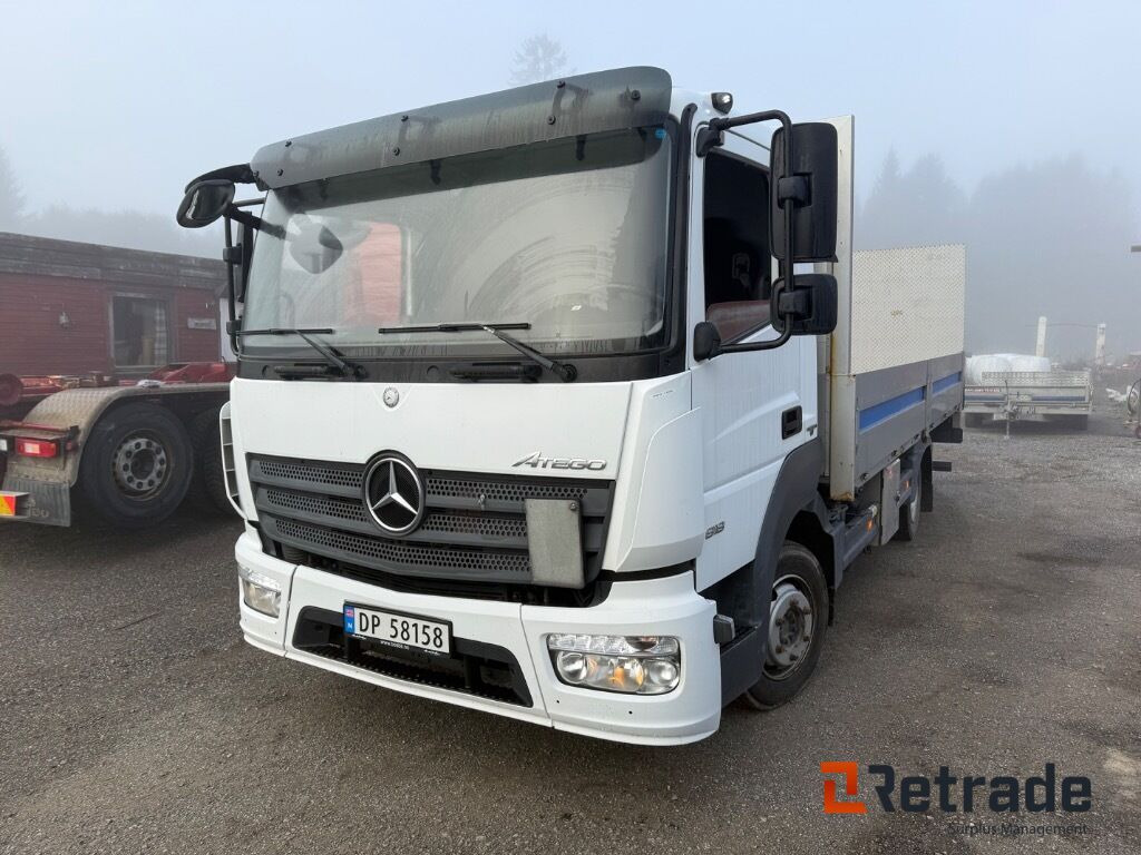 Lastebil Mercedes-Benz Atego EURO 6 Lav kilometer stand med baklem leveres ferdig EU - Pritsche LKW: das Bild 1 Lastebil Mercedes-Benz Atego EURO 6 Lav kilometer stand med baklem leveres ferdig EU - Pritsche LKW: das Bild 1