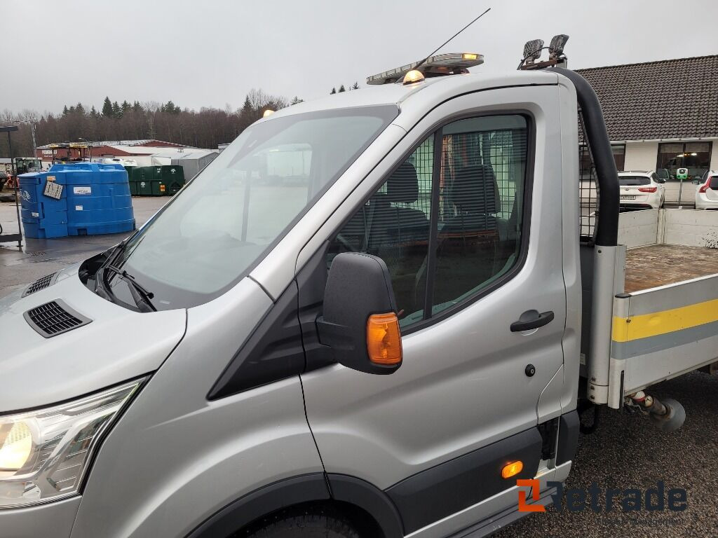 PKW Lätt lastbil med flak och kran , Ford Transit 350  2.2 TDCi: das Bild 10