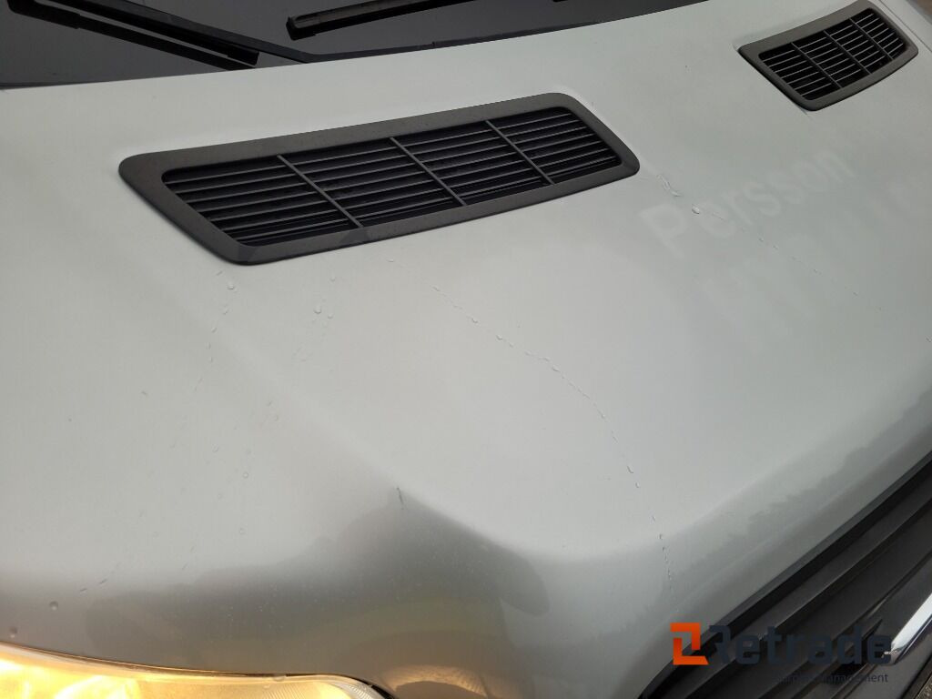 PKW Lätt lastbil med flak och kran , Ford Transit 350  2.2 TDCi: das Bild 46