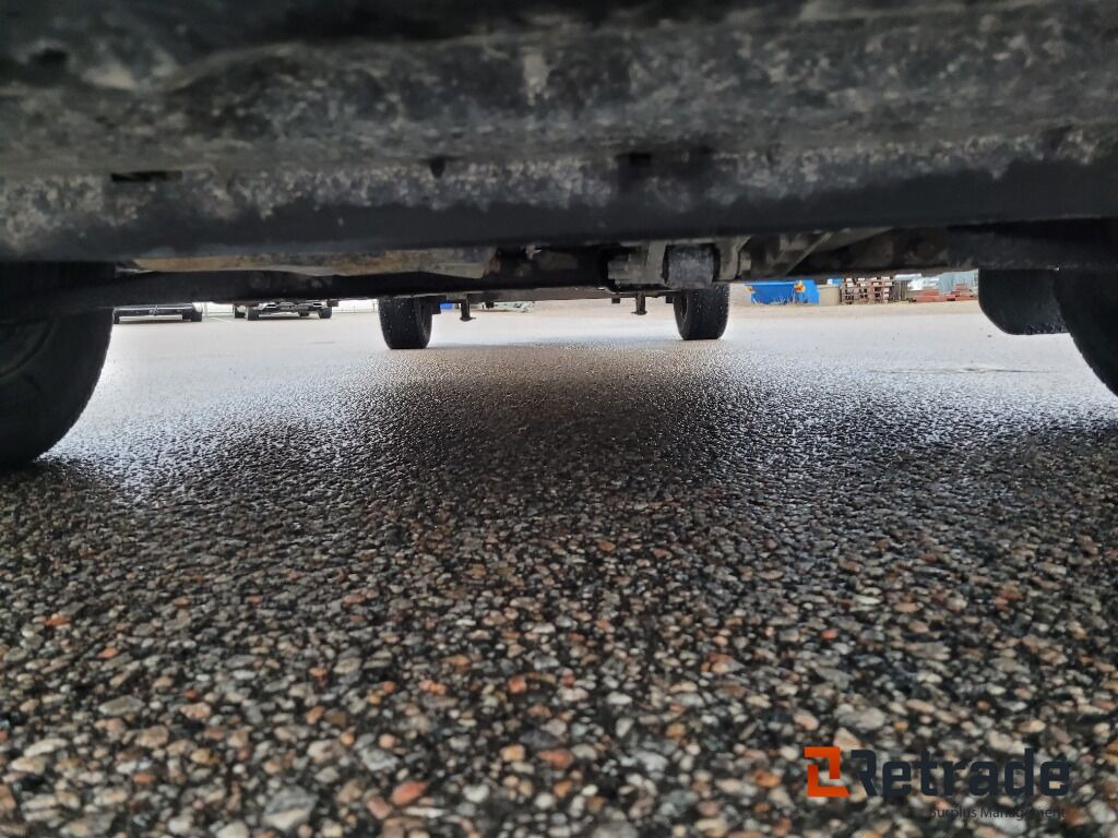 PKW Lätt lastbil med flak och kran , Ford Transit 350  2.2 TDCi: das Bild 49