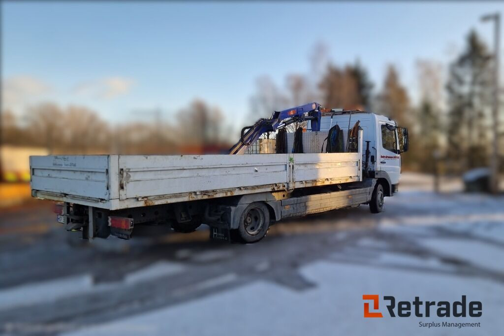 Mercedes-Benz Atego 818L med 6 meter plan og kran - Pritsche LKW, Autokran: das Bild 3 Mercedes-Benz Atego 818L med 6 meter plan og kran - Pritsche LKW, Autokran: das Bild 3