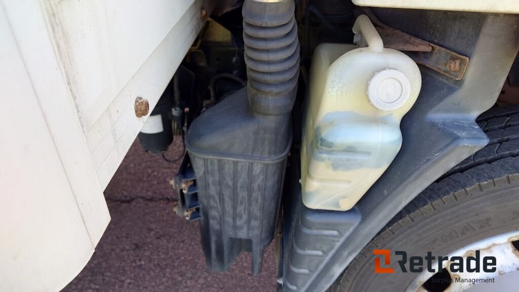 Koffer LKW Mitsubishi Fuso (Canter) 2013: das Bild 46