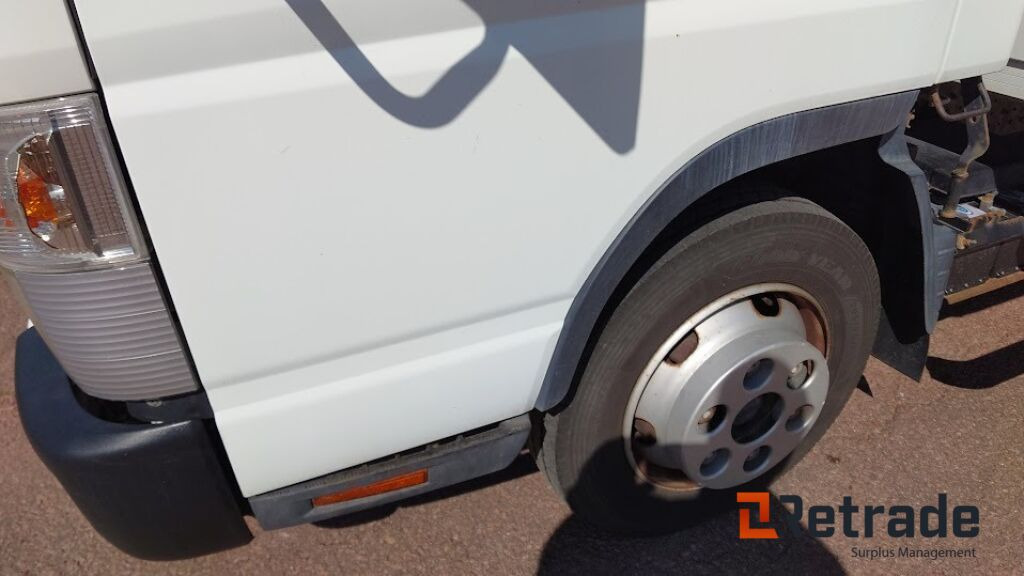 Koffer LKW Mitsubishi Fuso (Canter) 2013: das Bild 14