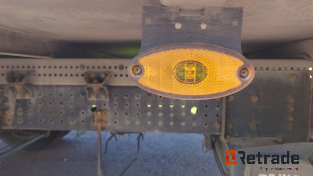 Koffer LKW Mitsubishi Fuso (Canter) 2013: das Bild 27