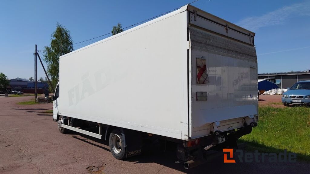 Mitsubishi Fuso (Canter) 2013 - Koffer LKW: das Bild 4 Mitsubishi Fuso (Canter) 2013 - Koffer LKW: das Bild 4