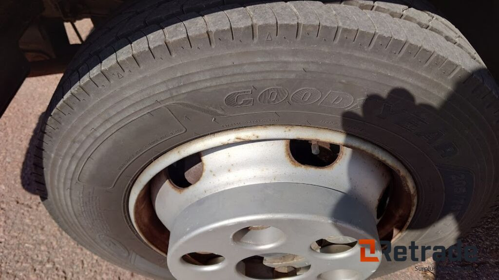 Koffer LKW Mitsubishi Fuso (Canter) 2013: das Bild 18