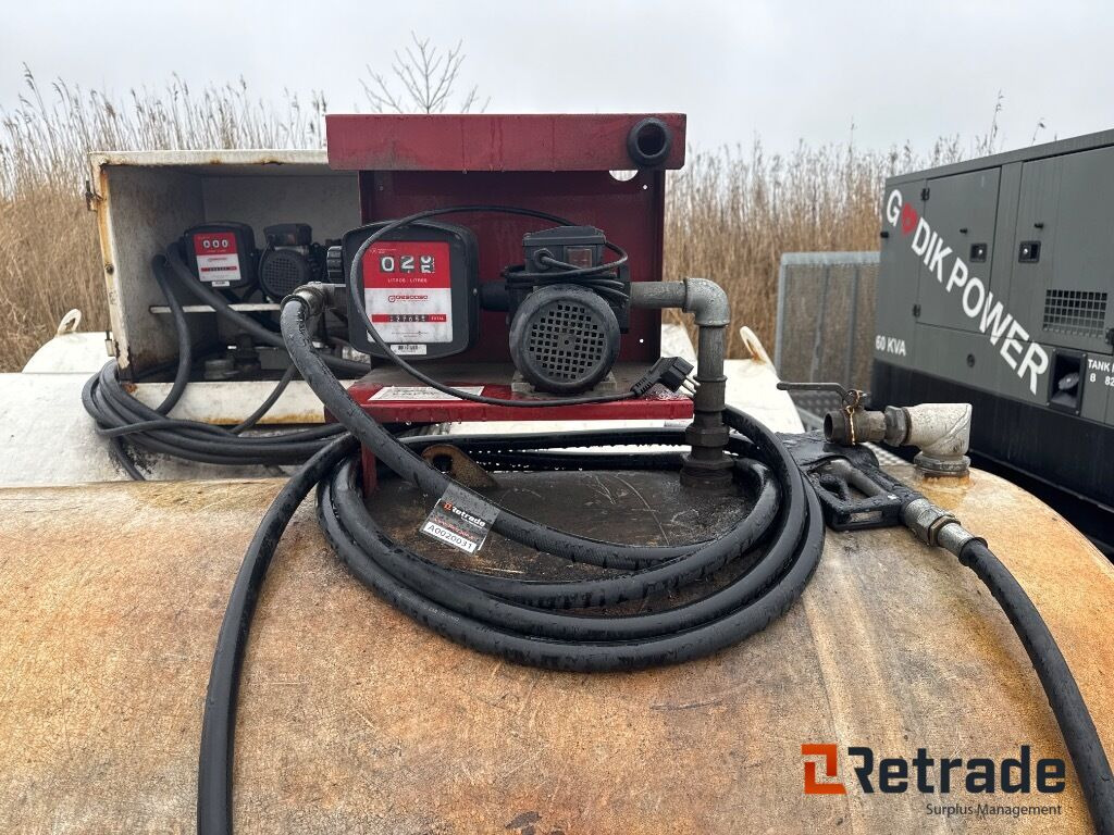 OK 2500ltr. Tank m. Pumpe (A0020031) - Lagertank: das Bild 5 OK 2500ltr. Tank m. Pumpe (A0020031) - Lagertank: das Bild 5