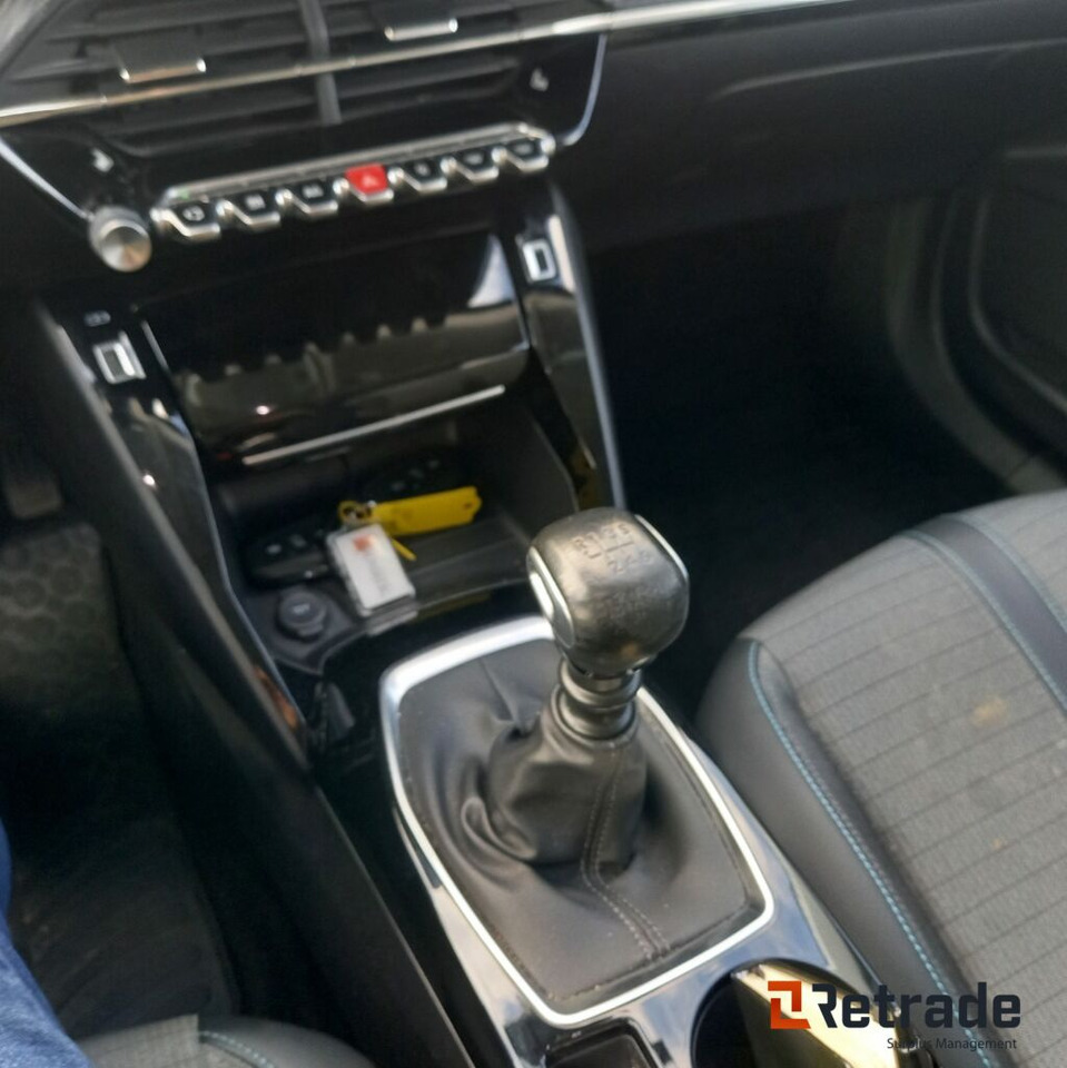 PKW Peugeot 2008 SUV Blue Tdi 110: das Bild 19 PKW Peugeot 2008 SUV Blue Tdi 110: das Bild 19