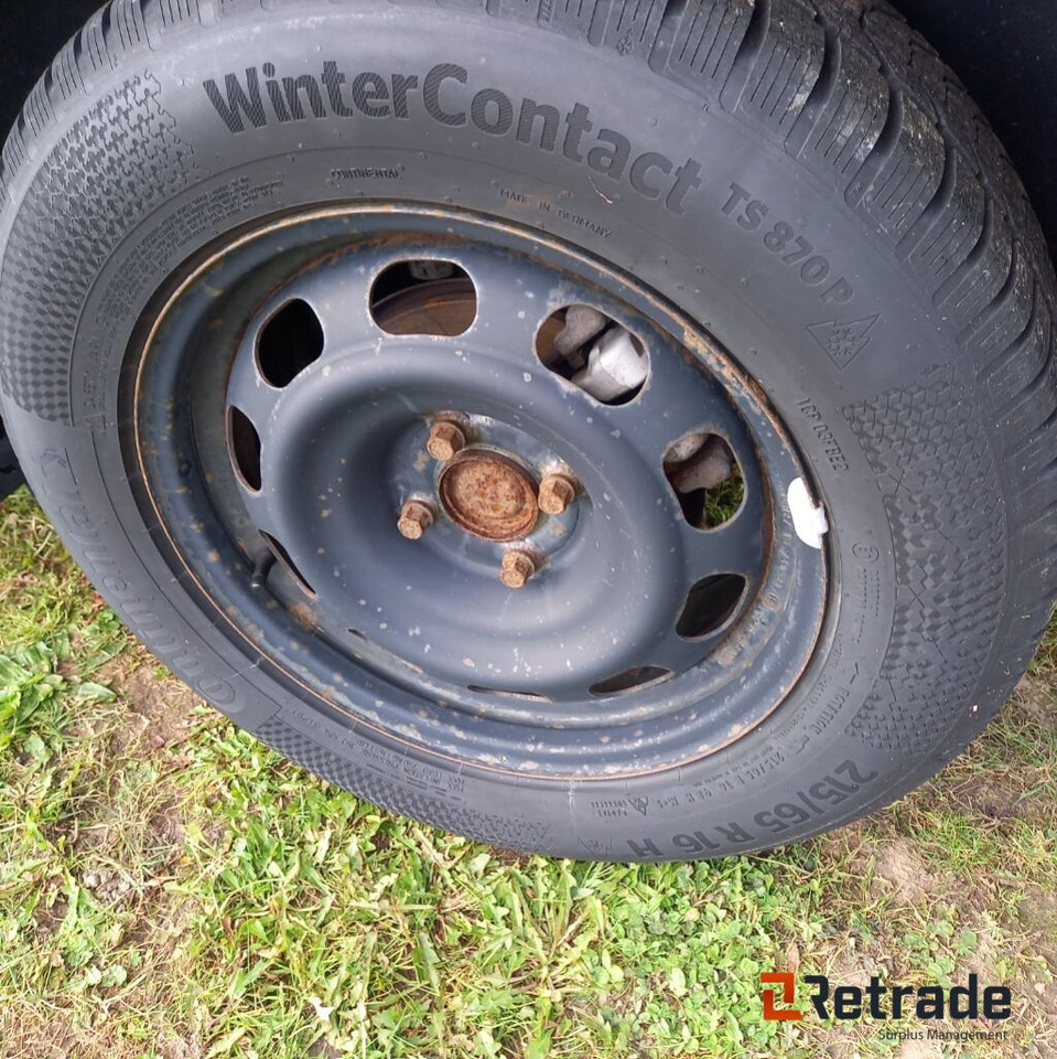 PKW Peugeot 2008 SUV Blue Tdi 110: das Bild 9 PKW Peugeot 2008 SUV Blue Tdi 110: das Bild 9