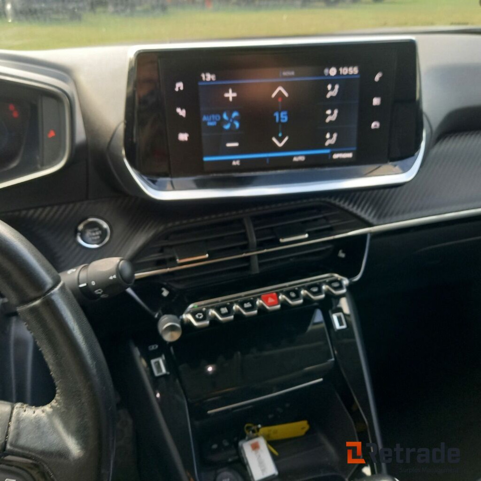 PKW Peugeot 2008 SUV Blue Tdi 110: das Bild 18 PKW Peugeot 2008 SUV Blue Tdi 110: das Bild 18