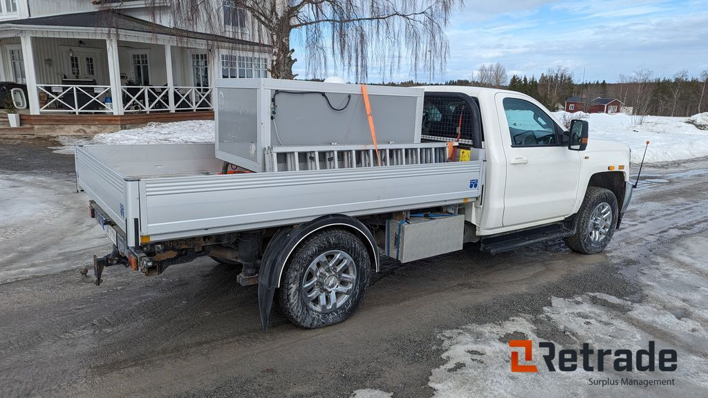 Pickup Chevrolet Silverado 3500 6,6L Duramax - PKW: das Bild 3 Pickup Chevrolet Silverado 3500 6,6L Duramax - PKW: das Bild 3