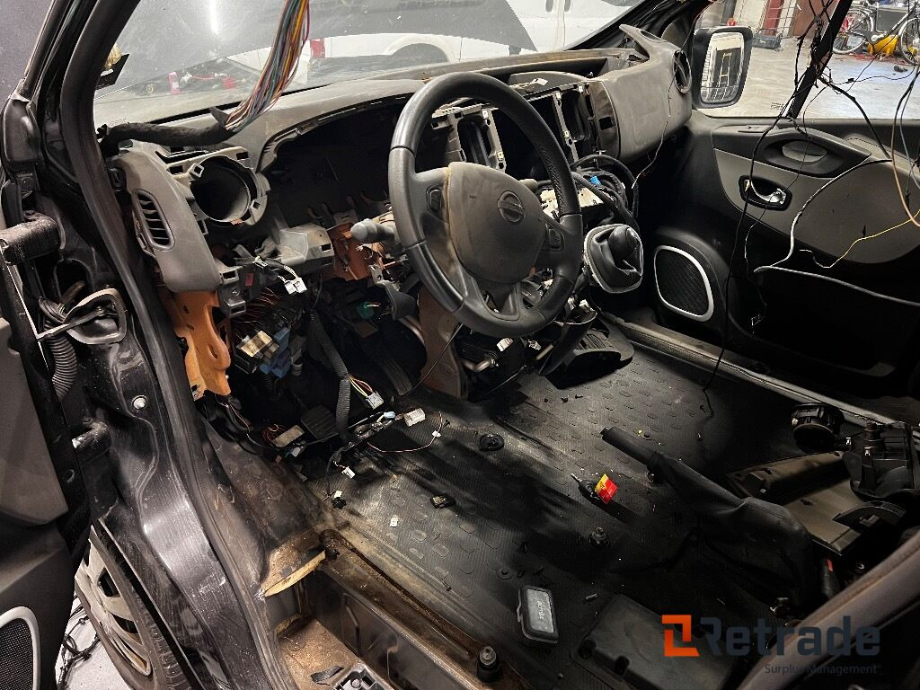 Reparationsobjekt Skåpbil Nissan NV300, 2019, Manuell, Låga Mil - PKW: das Bild 5 Reparationsobjekt Skåpbil Nissan NV300, 2019, Manuell, Låga Mil - PKW: das Bild 5