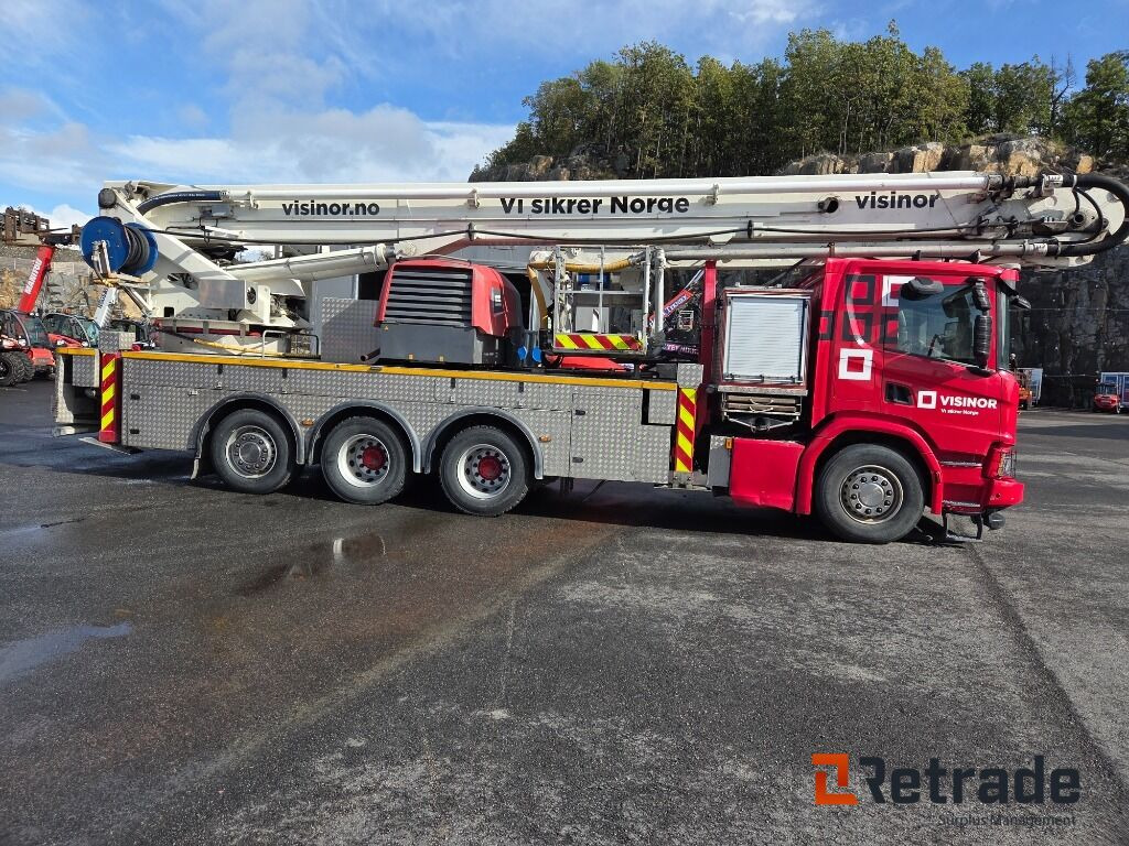 SCANIA XT P500 2019 MOD MED F-37 BRONTO SKYLIFT 1997 MOD - Mobilkran: das Bild 3 SCANIA XT P500 2019 MOD MED F-37 BRONTO SKYLIFT 1997 MOD - Mobilkran: das Bild 3