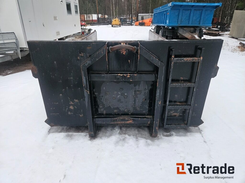 Schaktflak - Abrollcontainer: das Bild 2 Schaktflak - Abrollcontainer: das Bild 2