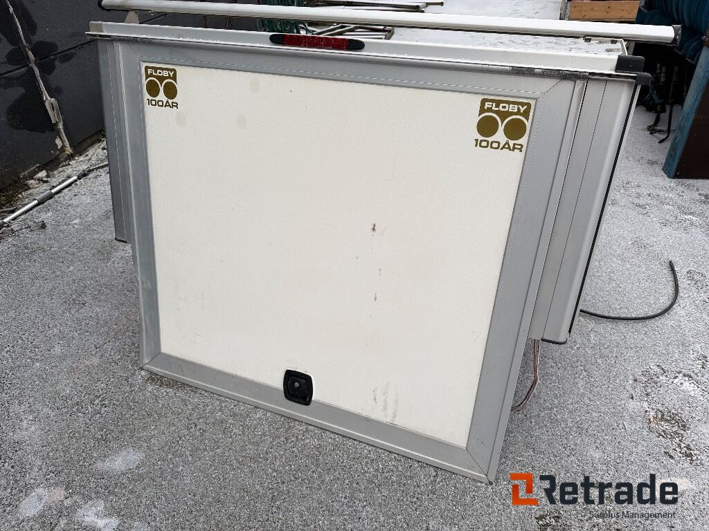 Skåp till Toyota Hilux - Karosserie und Außen für LKW: das Bild 4 Skåp till Toyota Hilux - Karosserie und Außen für LKW: das Bild 4