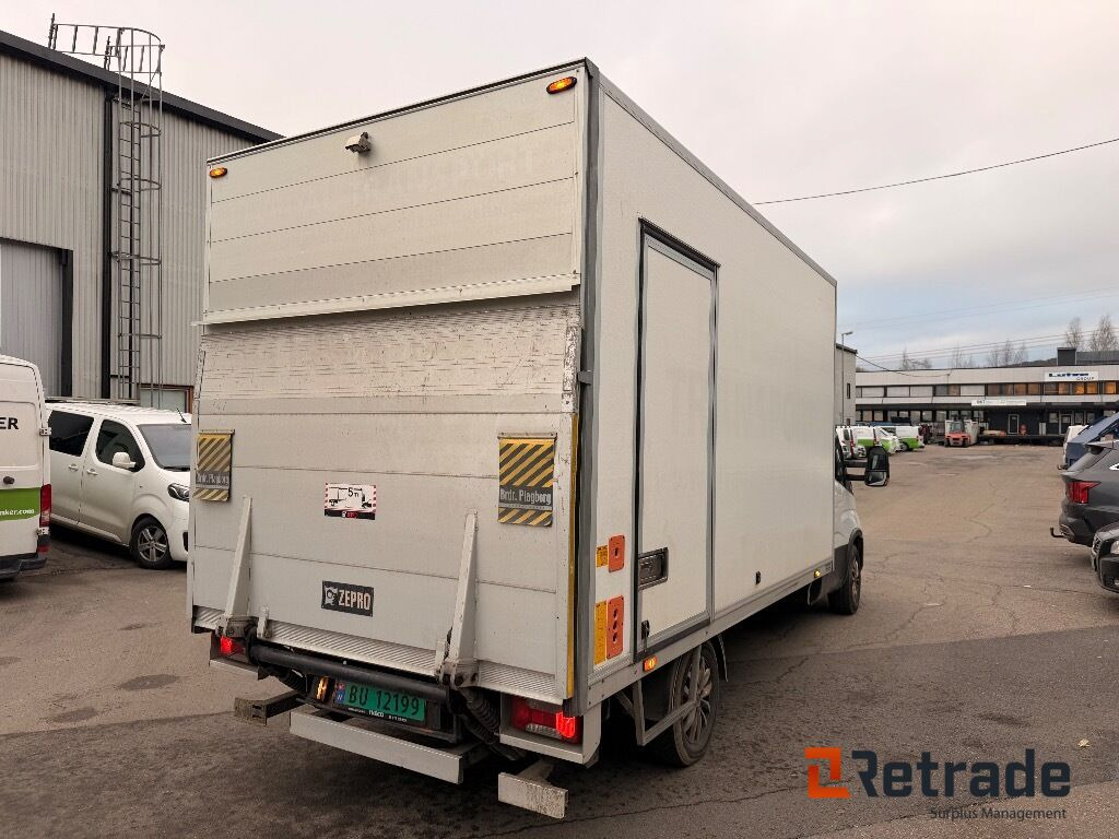 Skapbil IVECO 35S16 (parkert i Oslo) - Koffer Transporter: das Bild 5 Skapbil IVECO 35S16 (parkert i Oslo) - Koffer Transporter: das Bild 5