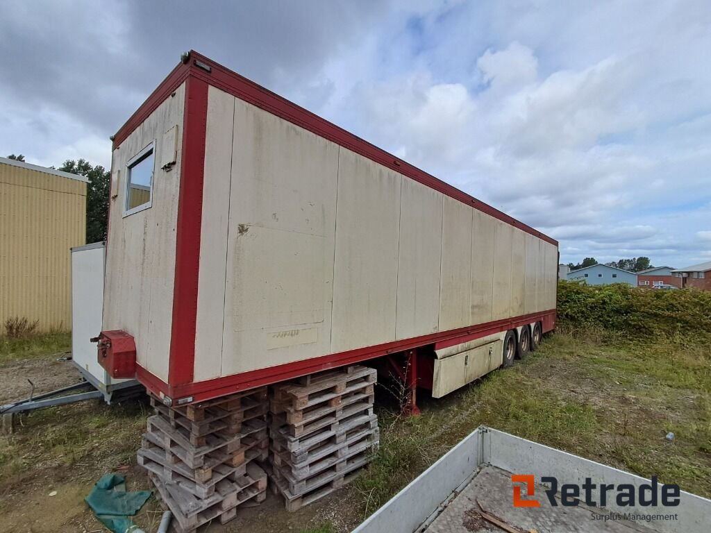 Trailer Schmitz Sættevogn m. kontor - Koffer Auflieger: das Bild 1 Trailer Schmitz Sættevogn m. kontor - Koffer Auflieger: das Bild 1