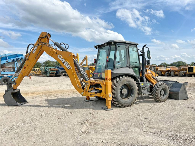 Case 851FX Plus 4WD - New / Unused / Telescopic - Baggerlader: das Bild 3 Case 851FX Plus 4WD - New / Unused / Telescopic - Baggerlader: das Bild 3