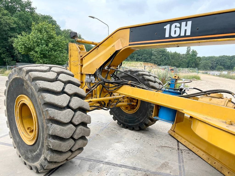 Grader Cat 16H - 4 Tine Ripper / Good Overall Condition: das Bild 8
