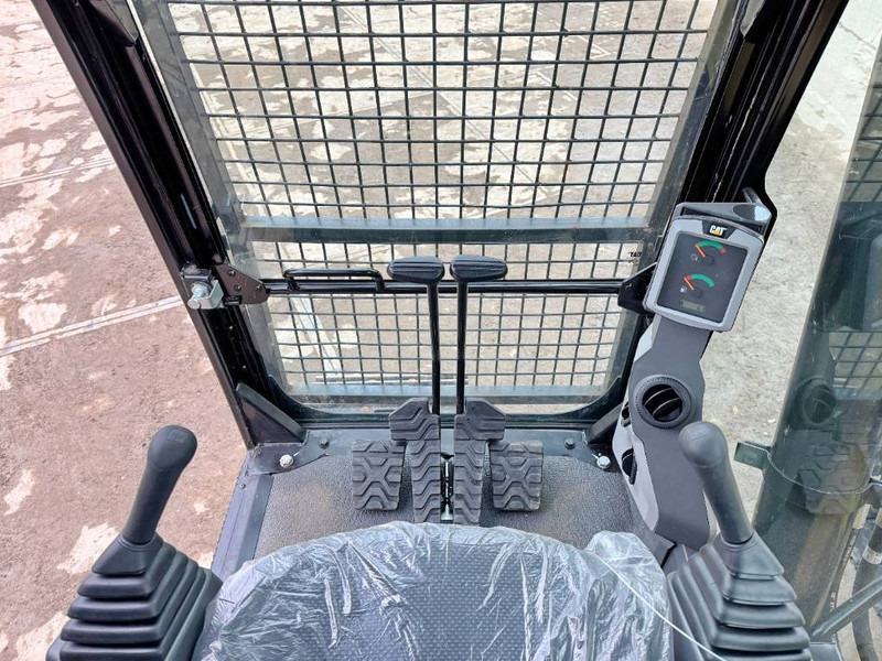 Bagger Cat 320D3 GC - 16 Meter Long Reach / New / Unused: das Bild 7