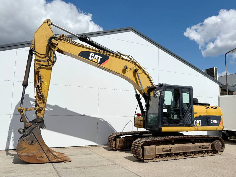 Cat 323DL - German Machine / Quick Coupler - Kettenbagger: das Bild 2 Cat 323DL - German Machine / Quick Coupler - Kettenbagger: das Bild 2