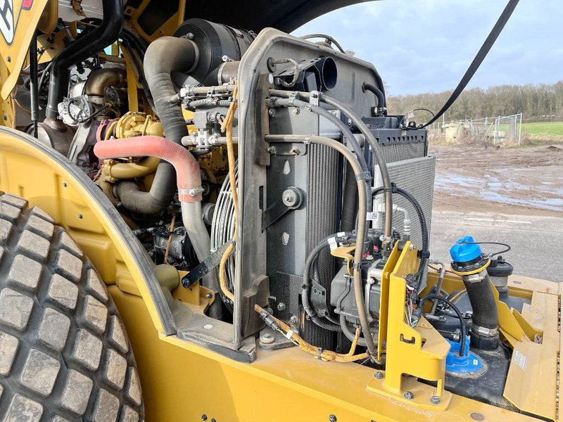 Walzen Cat CS66B - Excellent Condition / Low Hours / CE: das Bild 15