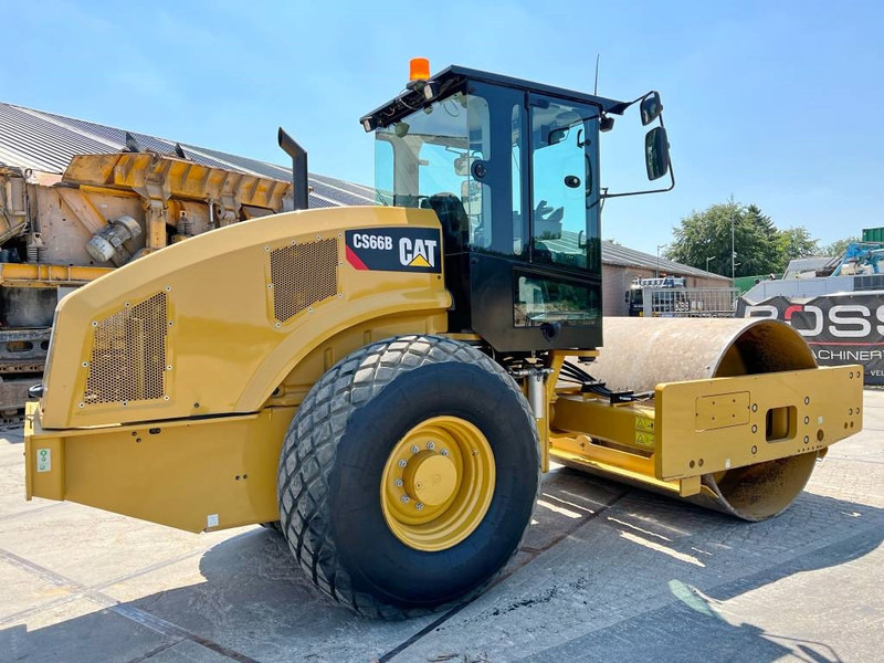 Cat CS66B - Excellent Condition / Low Hours / CE - Walzen: das Bild 5 Cat CS66B - Excellent Condition / Low Hours / CE - Walzen: das Bild 5