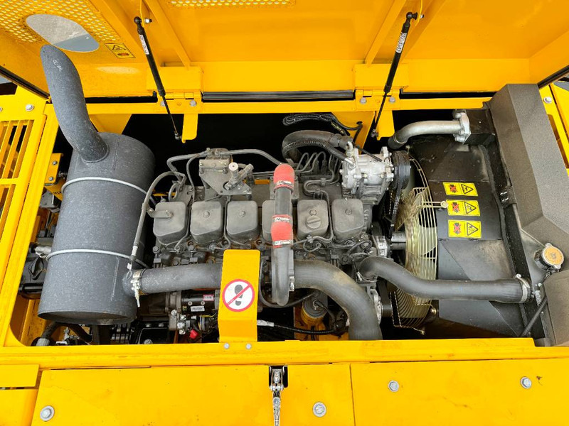 Kettenbagger neu kaufen JCB 215LC - New / Unused / Hammer Lines: das Bild 18