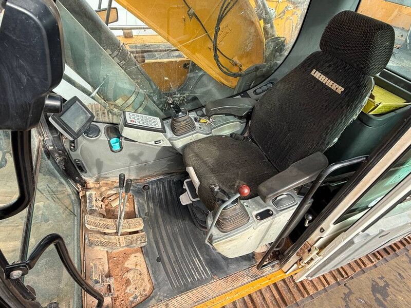 Kettenbagger Liebherr R946LC - Automatic Greasing / Rear + Side Camera: das Bild 8 Kettenbagger Liebherr R946LC - Automatic Greasing / Rear + Side Camera: das Bild 8