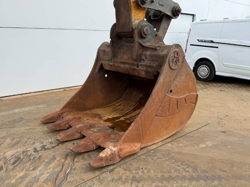 Kettenbagger Liebherr R946LC - Automatic Greasing / Rear + Side Camera: das Bild 18 Kettenbagger Liebherr R946LC - Automatic Greasing / Rear + Side Camera: das Bild 18