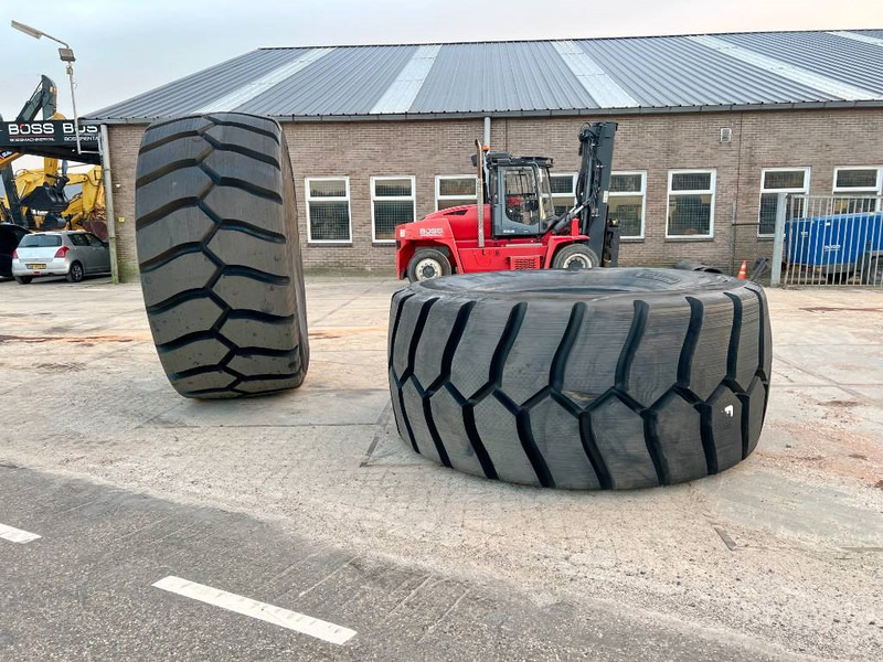 Michelin X Mine D2 45/65R45 Tyre x 2 - Felgen und Reifen für Baumaschine: das Bild 4 Michelin X Mine D2 45/65R45 Tyre x 2 - Felgen und Reifen für Baumaschine: das Bild 4