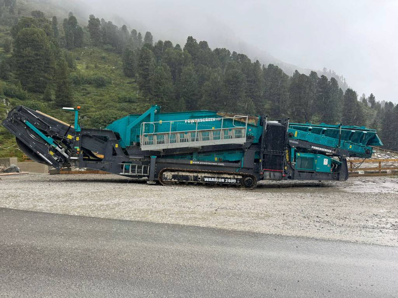 Powerscreen Warrior 2400 - Only 1000 Hours! Extra Conveyor - Siebmaschine: das Bild 1 Powerscreen Warrior 2400 - Only 1000 Hours! Extra Conveyor - Siebmaschine: das Bild 1