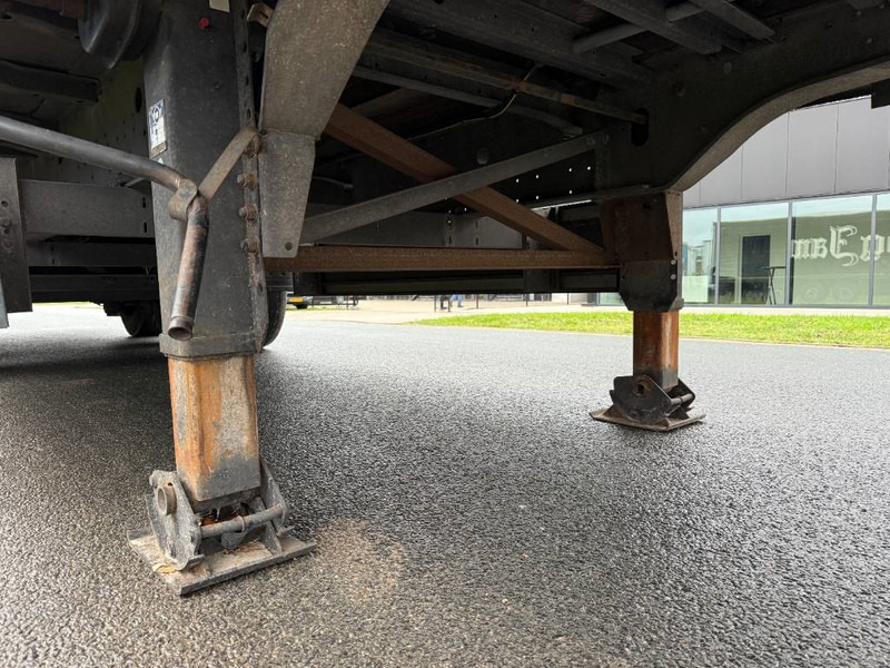 Planenauflieger Schmitz Cargobull SCB*S3T Drankentrailer / 3 Axles / Speed Curtain: das Bild 11