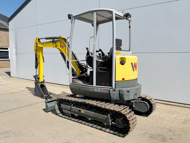 WACKER NEUSON EZ26 Zero Tail - Hammer Lines / Trench Bucket - Minibagger: das Bild 3 WACKER NEUSON EZ26 Zero Tail - Hammer Lines / Trench Bucket - Minibagger: das Bild 3