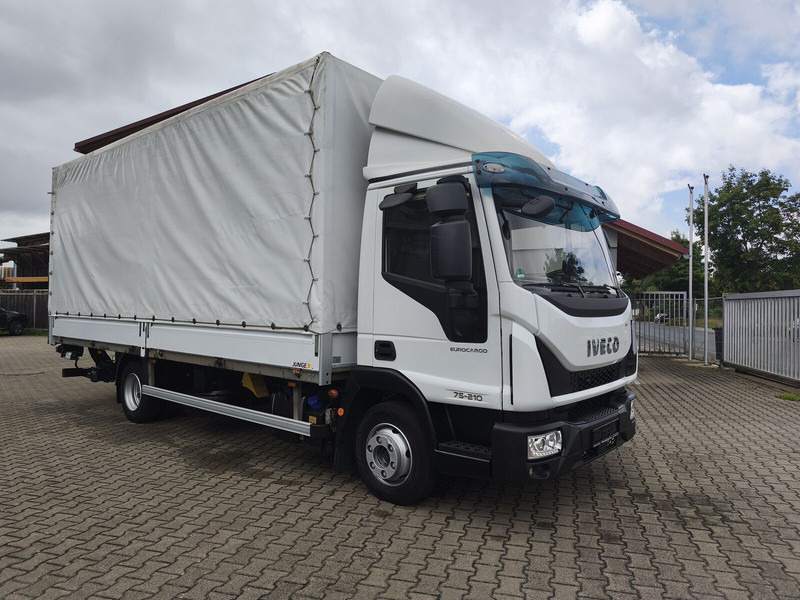 Iveco Eurocargo 75-21 - Plane LKW: das Bild 2 Iveco Eurocargo 75-21 - Plane LKW: das Bild 2