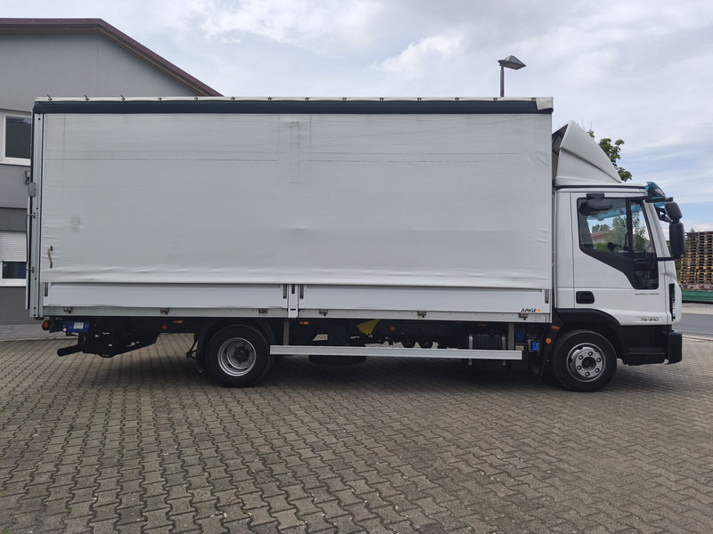 Iveco Eurocargo 75-210 - Plane LKW: das Bild 4 Iveco Eurocargo 75-210 - Plane LKW: das Bild 4